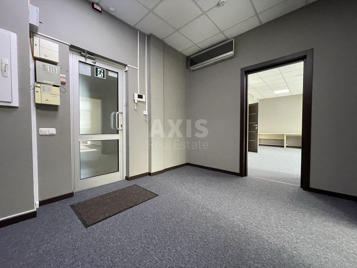 Office vul. Spas'ka 5, 182m23