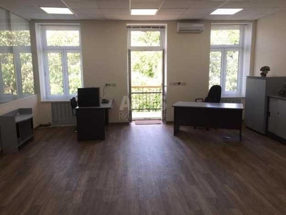 Офис ул. Владимирская 12, 70м2