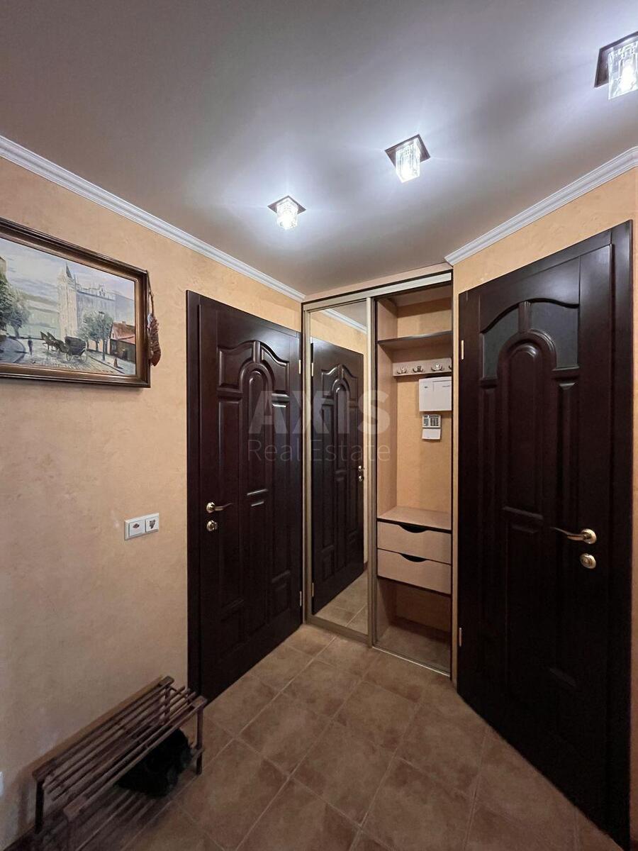 1к квартира ул. Дегтяревская 603