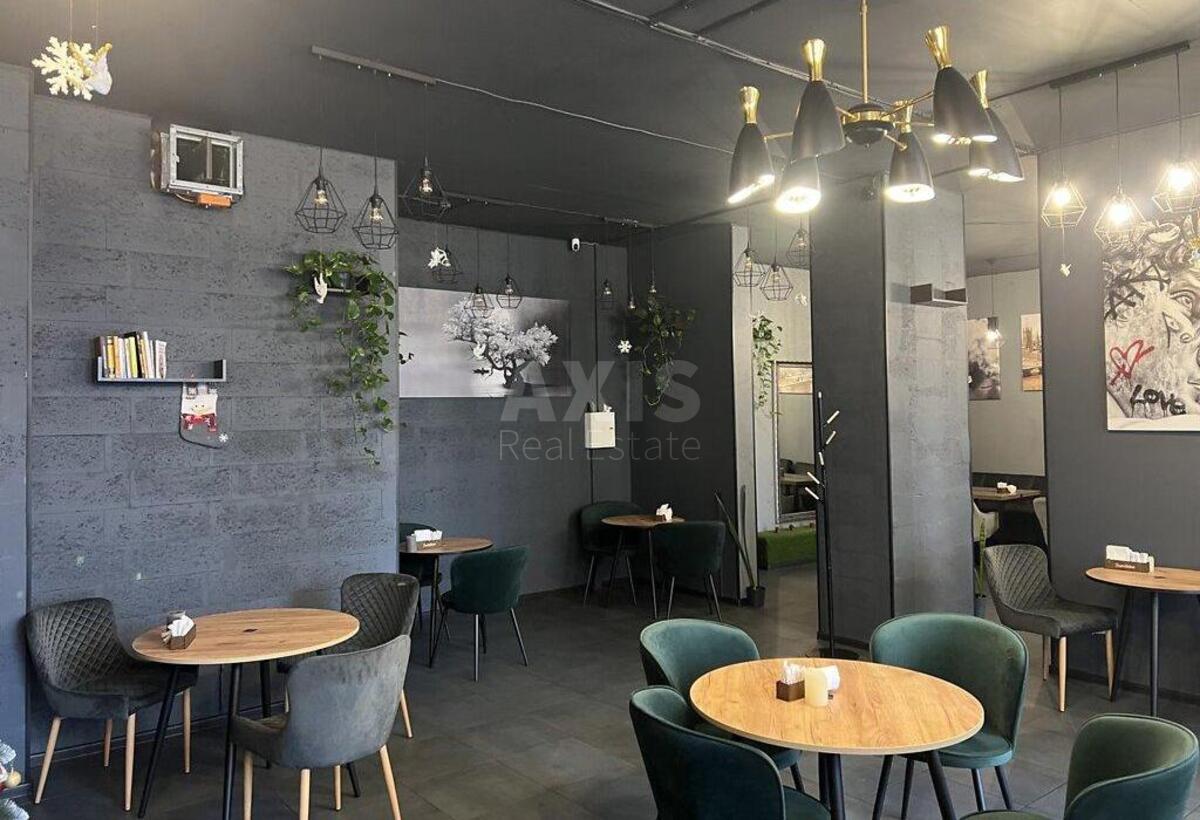 Trade object vul. Oleksandra Olesja 2В, 121m21