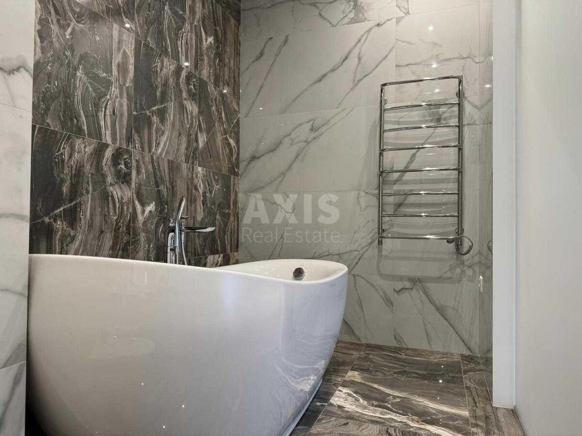 4k apartment vul. Dragomyrova Myhajla 1811