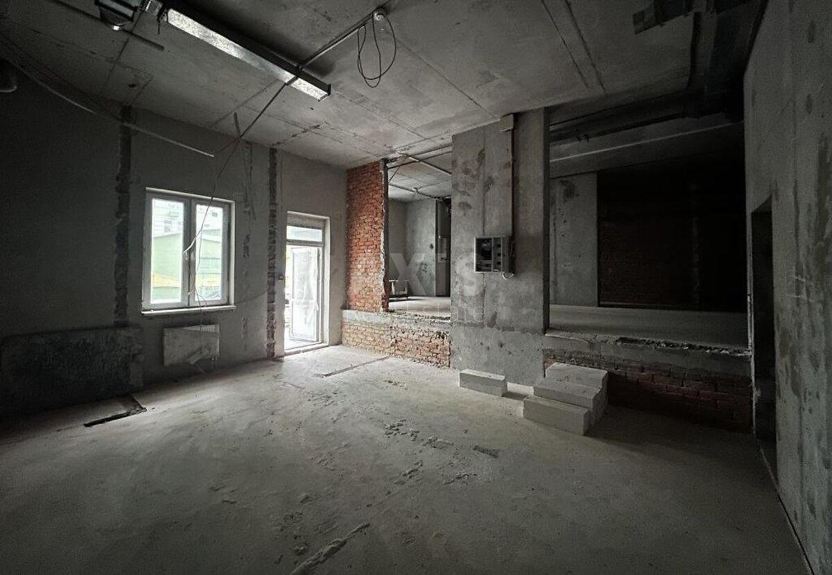 Trade object vul. Vyshgorods'ka 45/1Б, 100m20