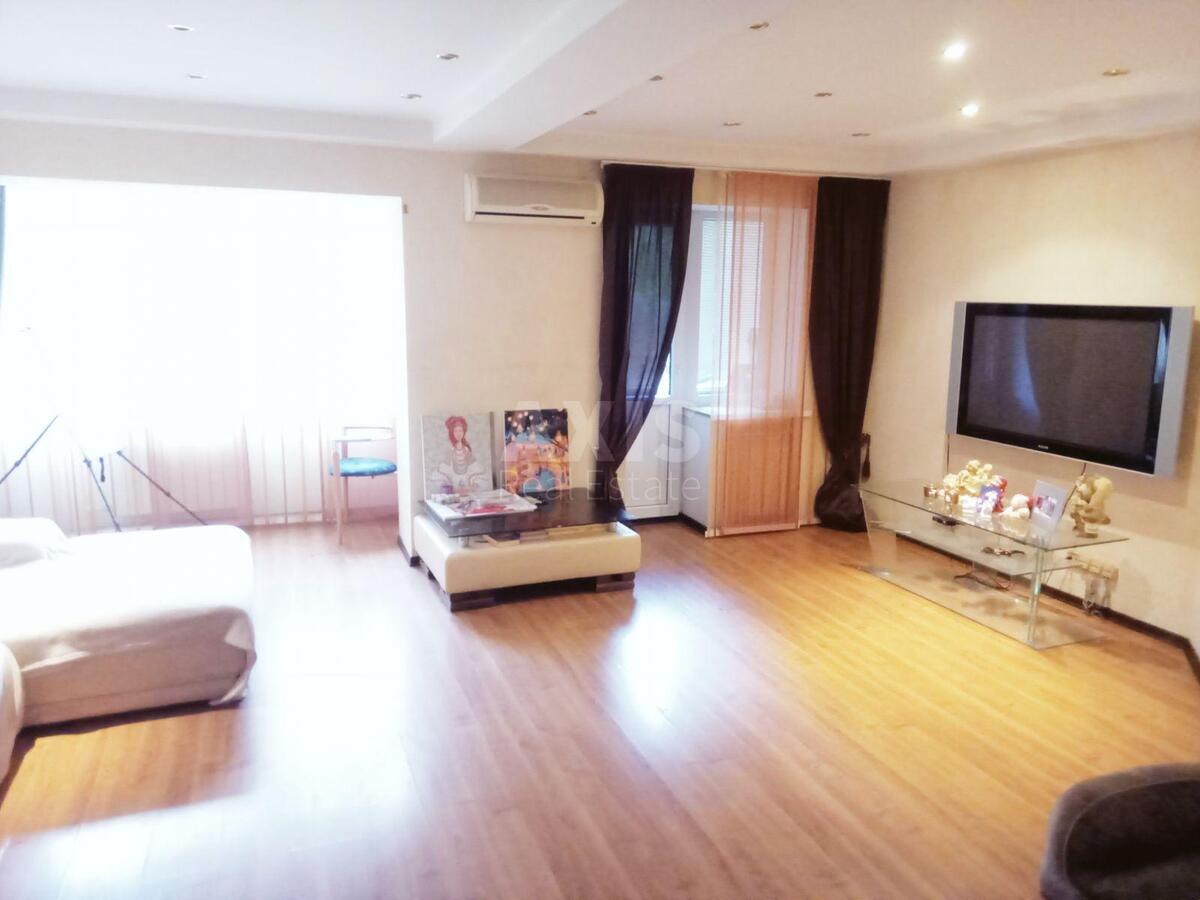 3k apartment vul. Volgo-Dons'ka 2А584340