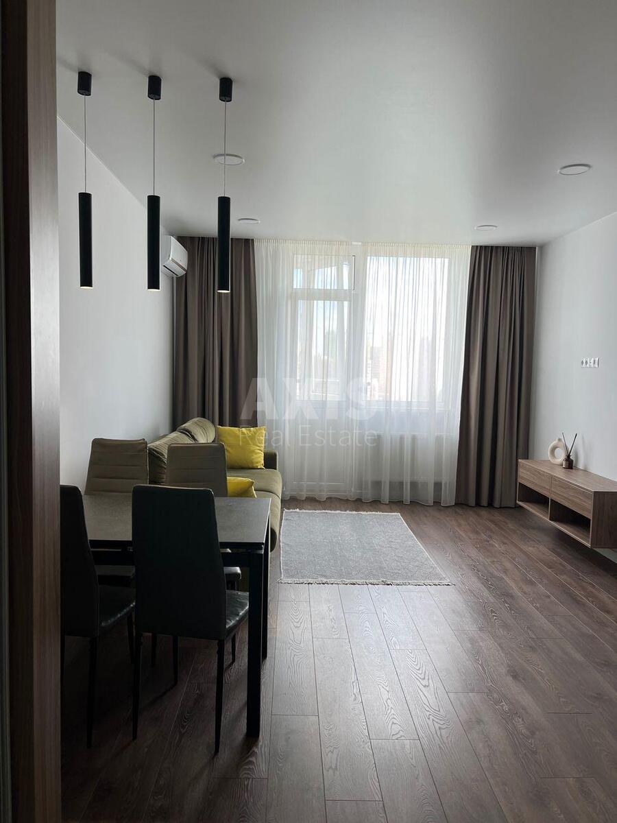 1k apartment vul. Yulia Zdanovska 46/11