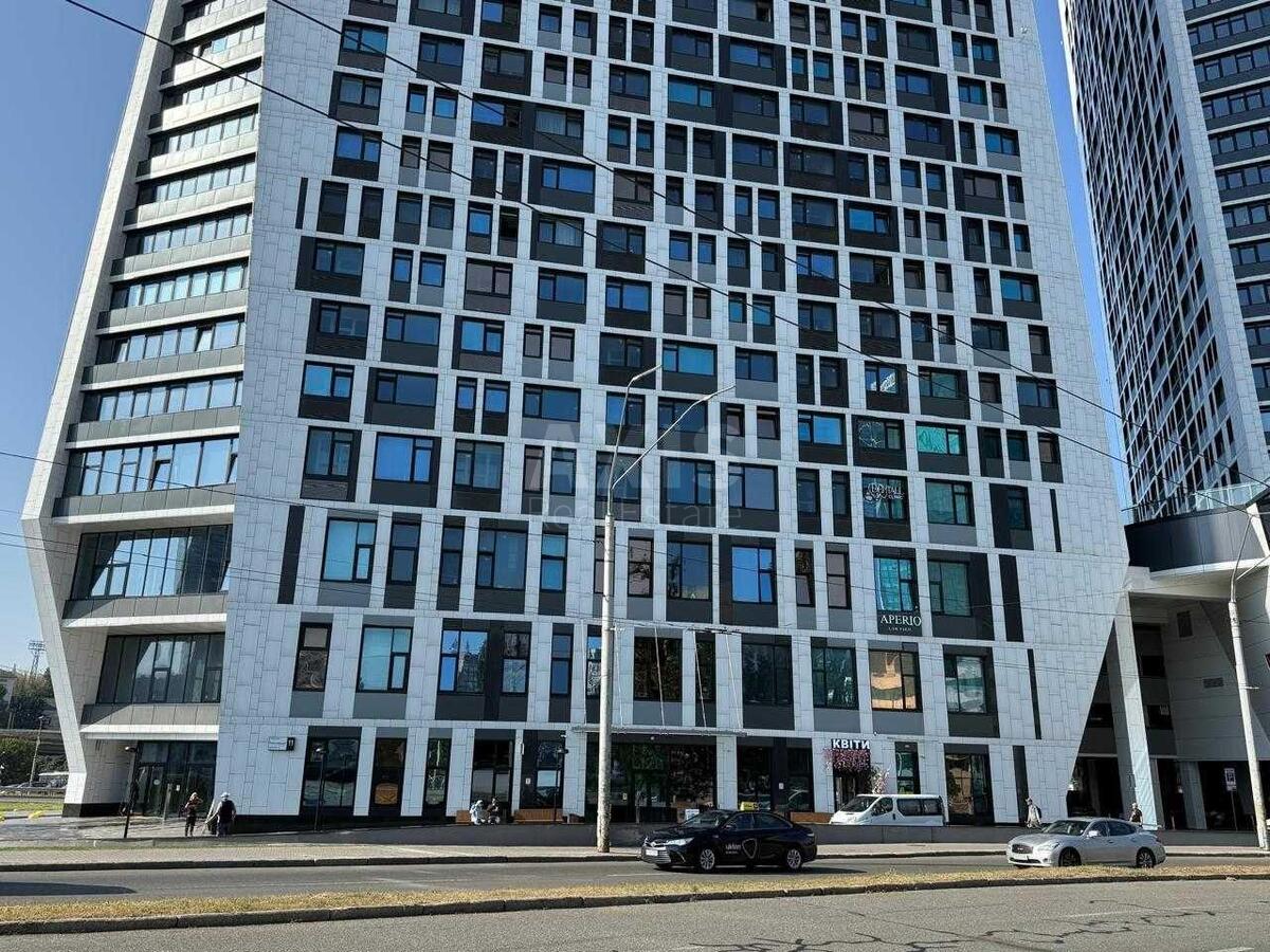 Office pr-t Berestejskij 11, 50m262942