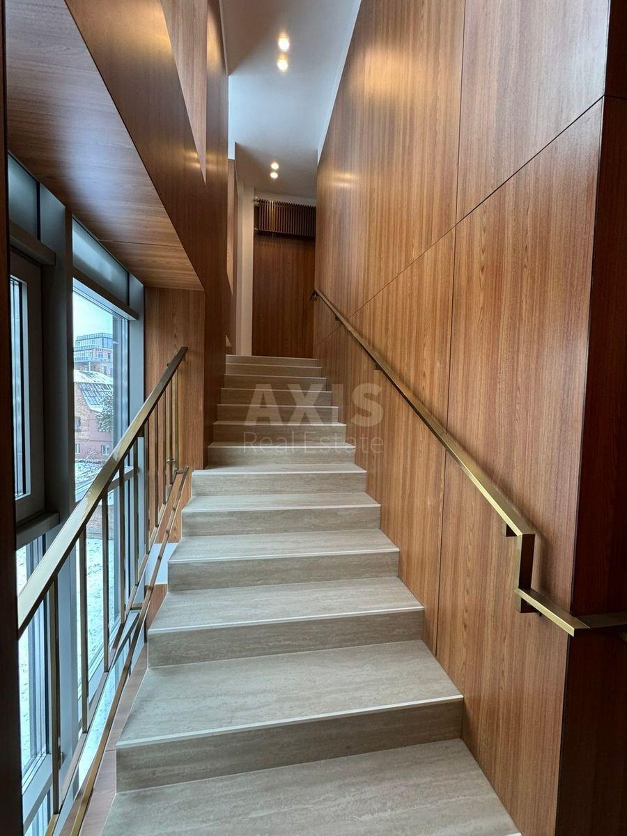 3k apartment vul. Strutyns'kogo Sergija 213