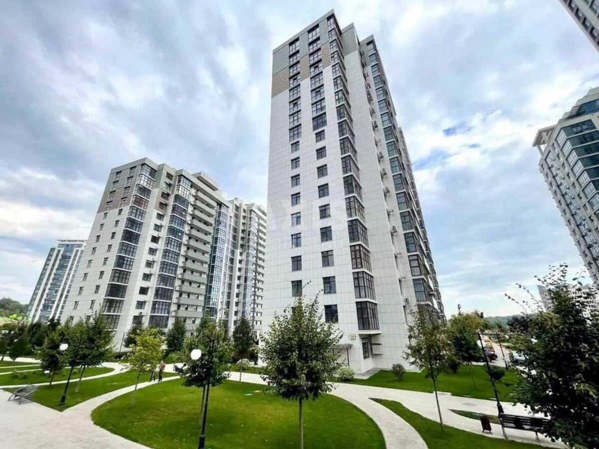 4k apartment vul. Dragomyrova Myhajla 17Б591619