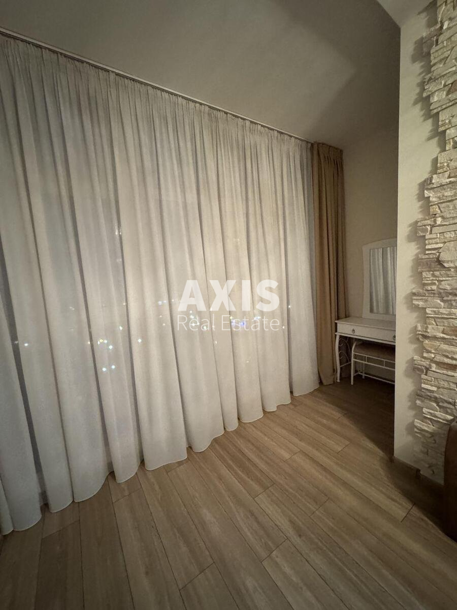 1k apartment vul. Dragomyrova Myhajla 186