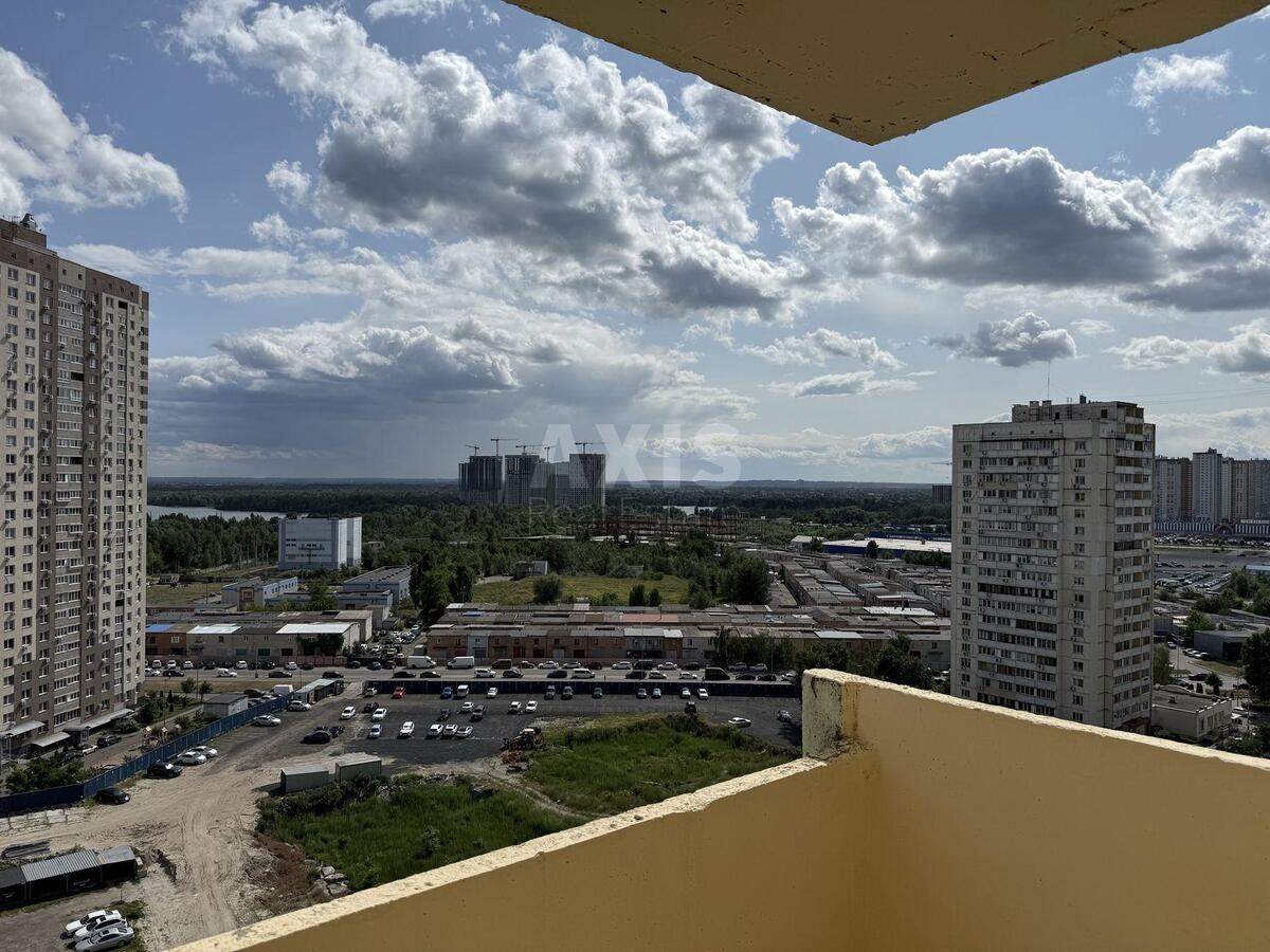 3k apartment vul. Vyshnjakivs'ka 7Б11