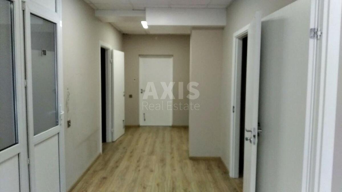 Office vul. Strutyns'kogo Sergija 8, 197m2603175