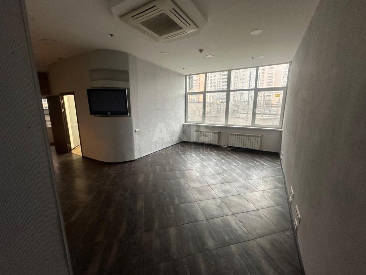Office vul. Knjazhyj Zaton 21, 65m20
