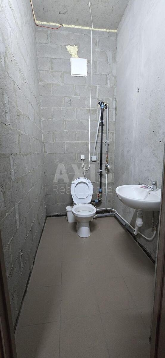 Service object vul. Oleksandra Olesja 10, 81m2596946