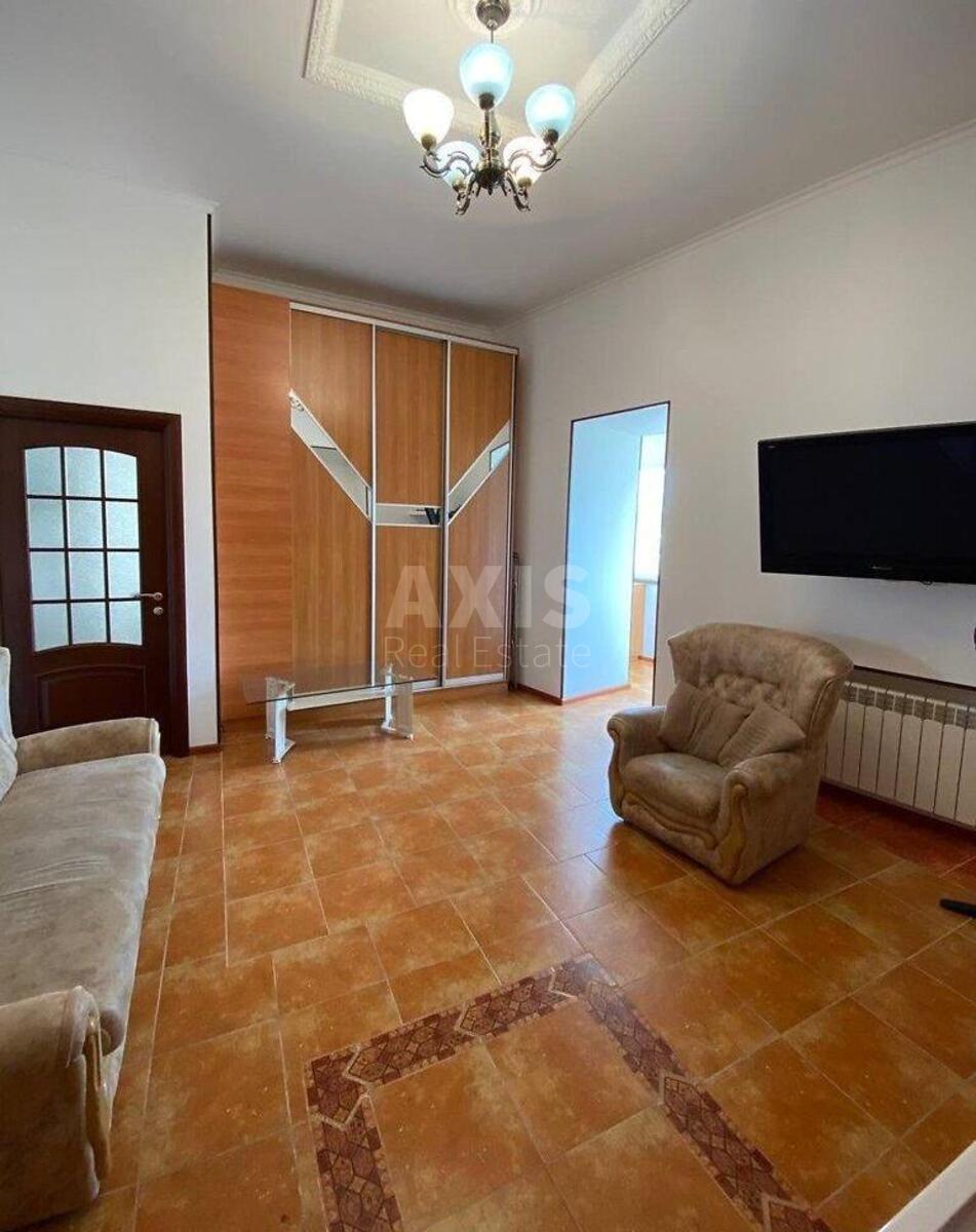 2k apartment vul. Malopidval'na 152