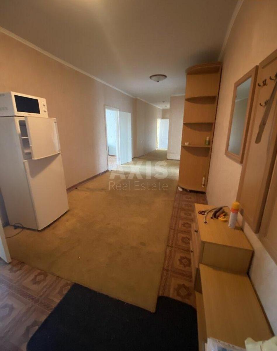 3k apartment vul. Urlivs'ka 11/442