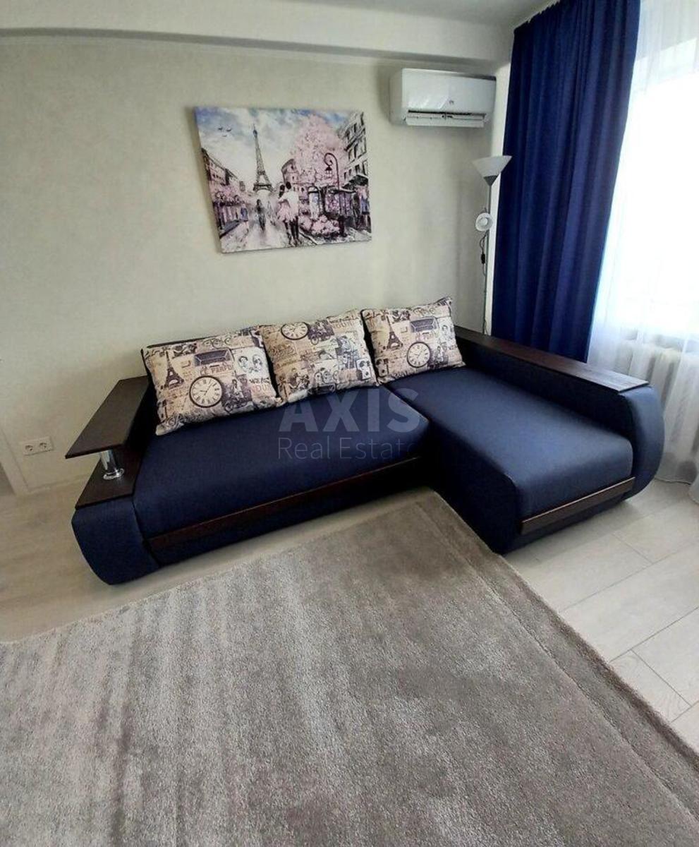 1k apartment bul. Rollana Romena 43