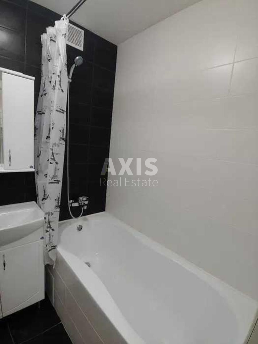1k apartment pr-t Glushkova Akademika 9Б4