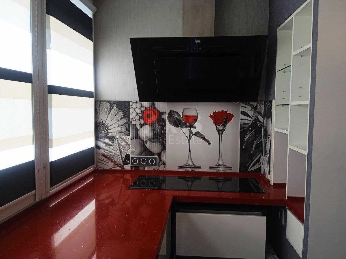 3k apartment vul. Geroi'v Kosmosu 134