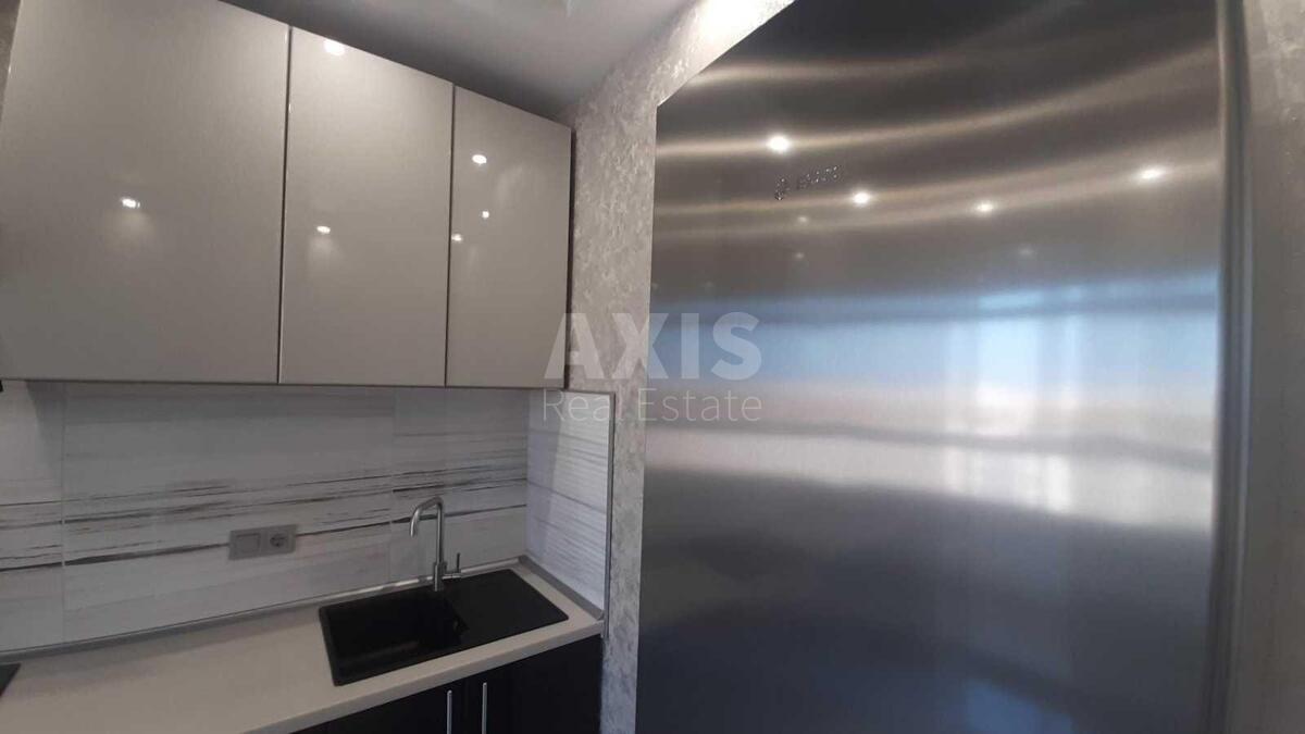 1k apartment vul. Dragomanova 101