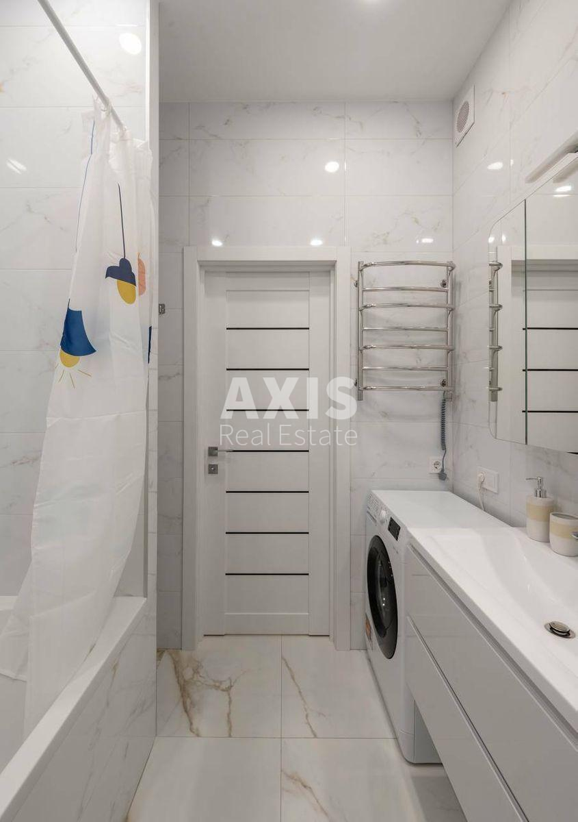 1k apartment vul. Dragomyrova Myhajla 14А21