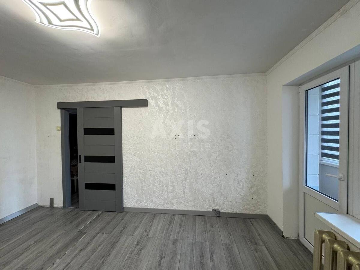 1k apartment vul. Voskresens'ka 111