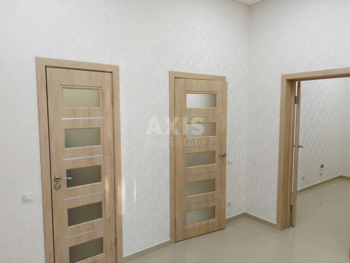 Офис ул. Краковская 13В, 100м211