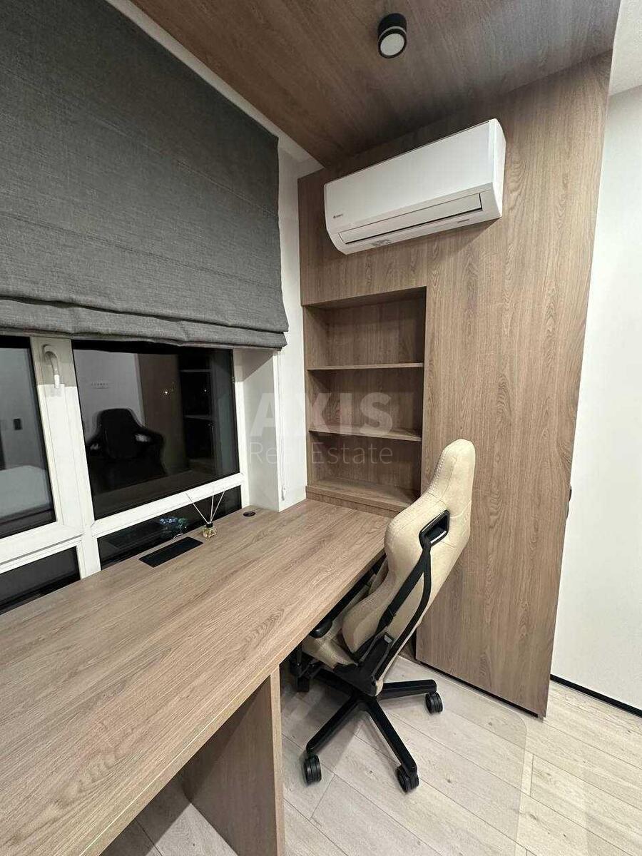 1k apartment vul. Rodyny Kistjakivs'kyh 2А9