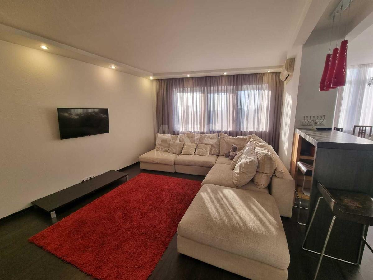 3k apartment bul. Verhovnoi' Rady 14Б2