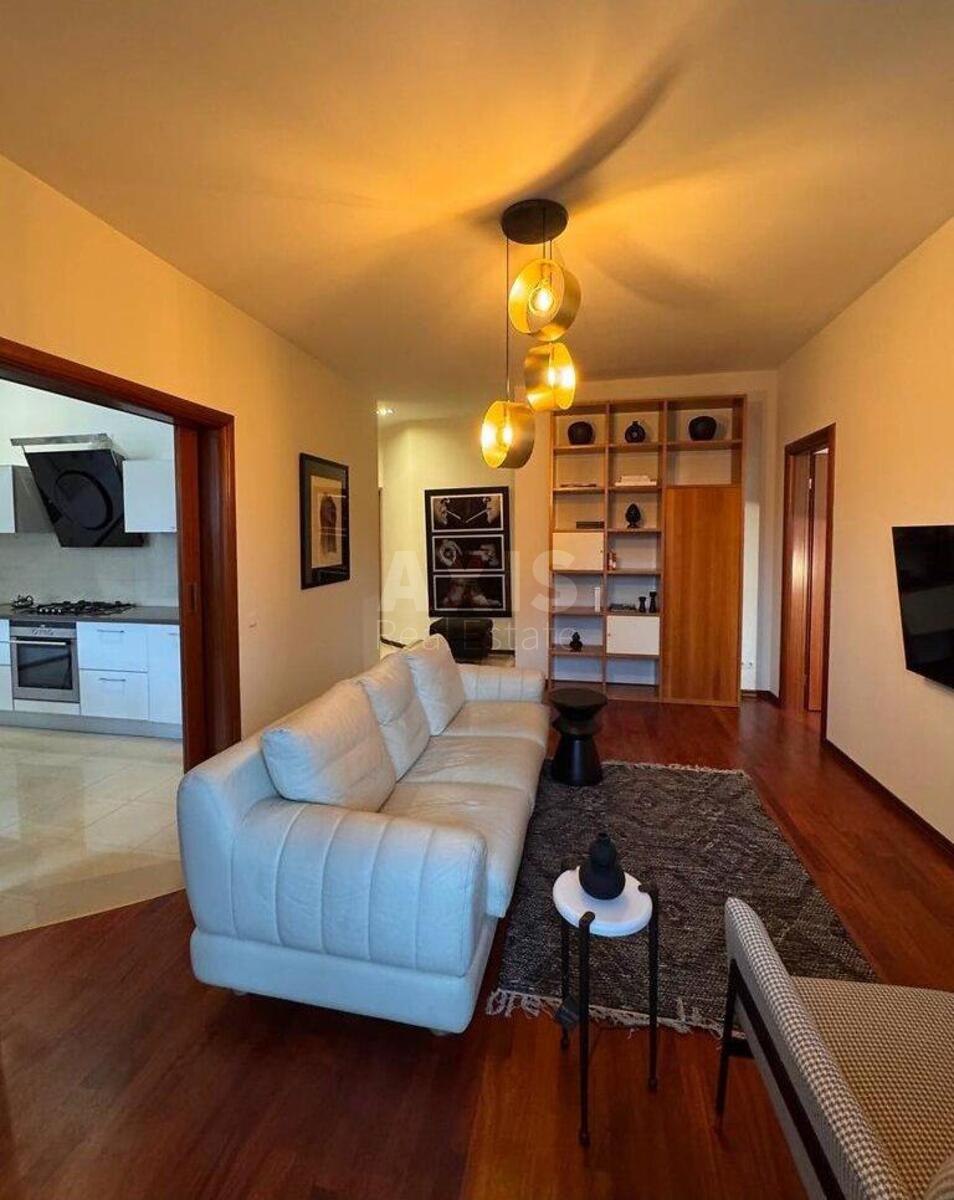 3k apartment vul. Zhyljans'ka 30А609780