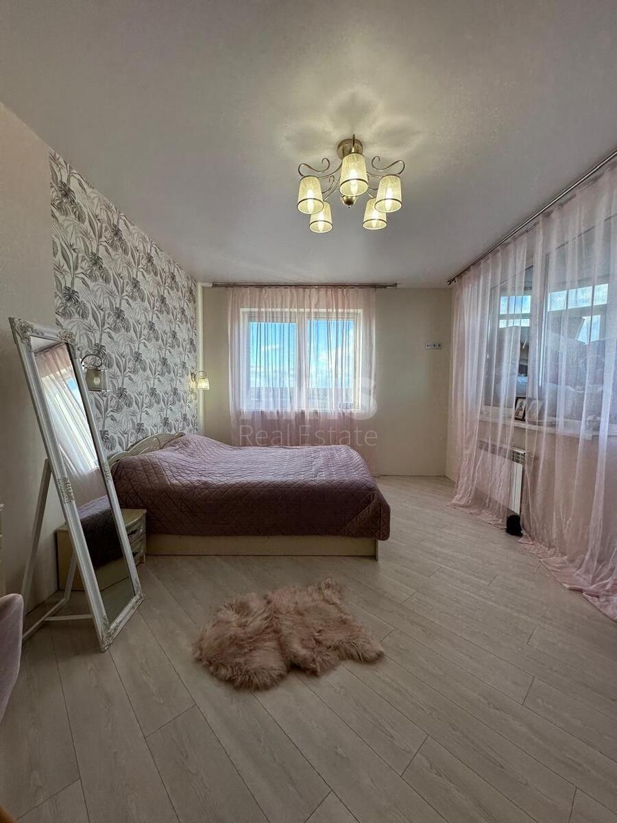 3к квартира ул. Кондратюка Юрия 3611821