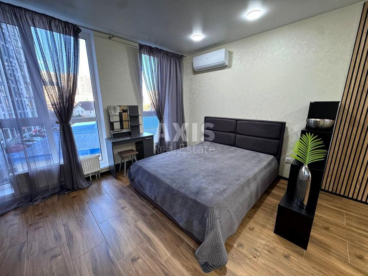 1k apartment vul. Central'na 19616301