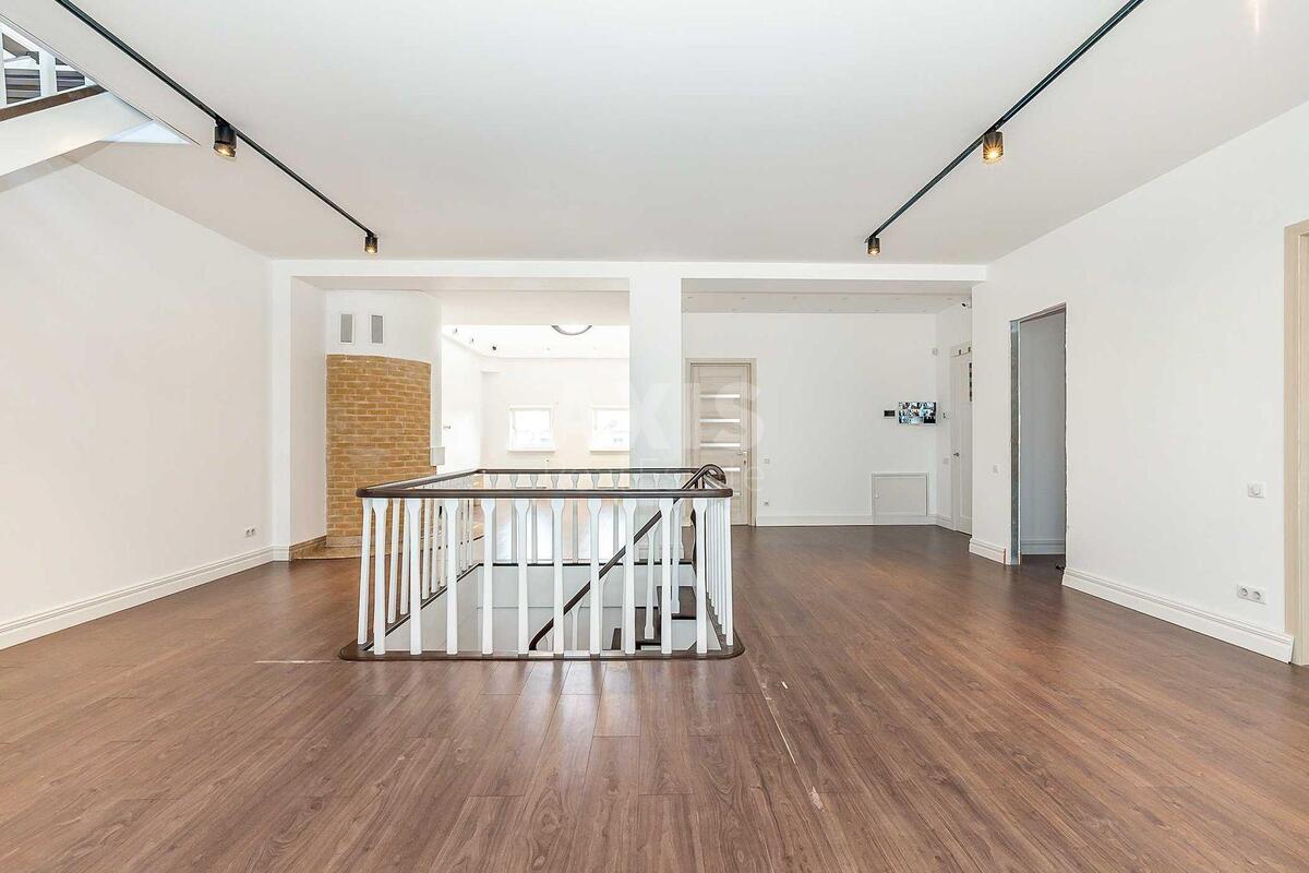 5k apartment vul. Hmel'nyc'kogo Bogdana 30/10573273