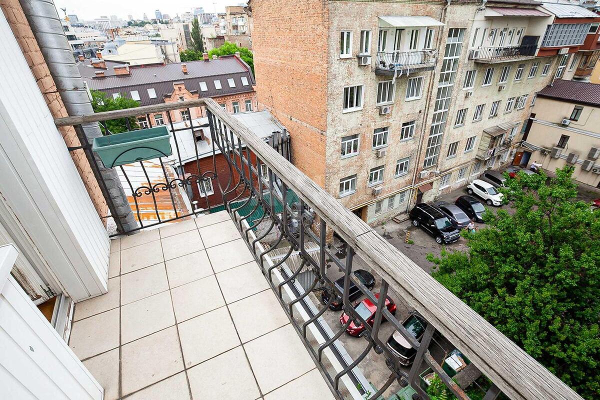 3k apartment pl. Myhajlivs'ka 19576514