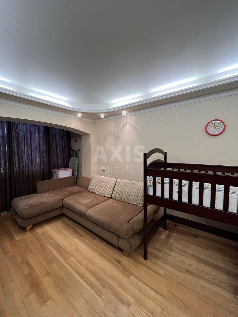 1k apartment vul. Degtjarivs'ka 604