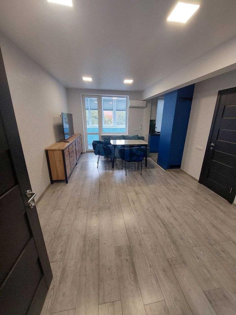2k apartment vul. Spas'ka 252