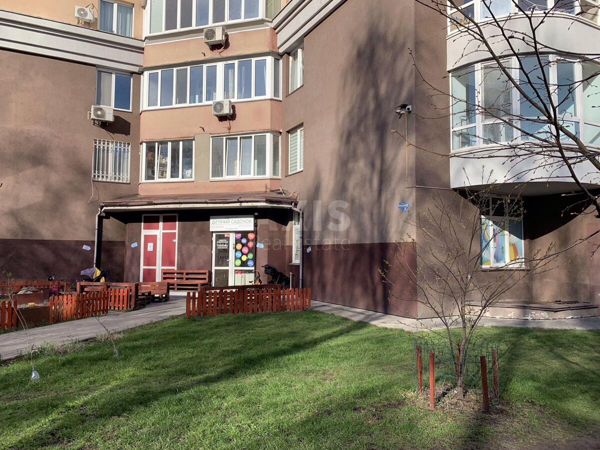 Trade object vul. Symonenka Vasylja 5, 353m2635292