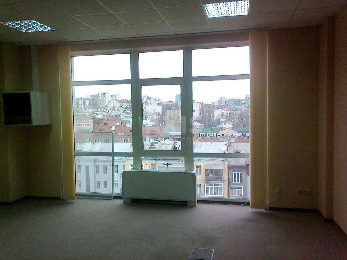 Office vul. Antonovycha 33В, 614m2634140