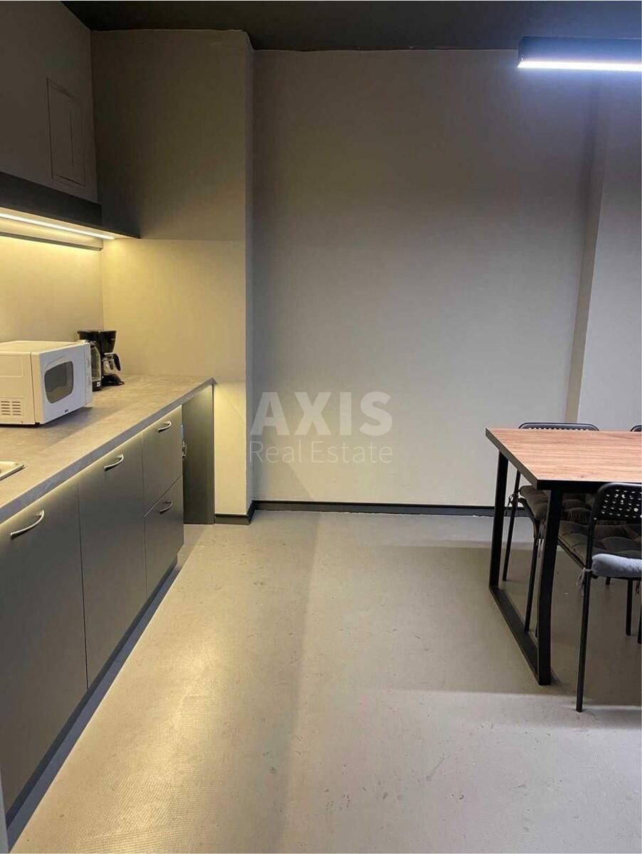 Office vul. Dilova 2Б, 140m2585347
