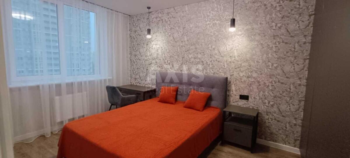 1k apartment vul. Revuc'kogo 403