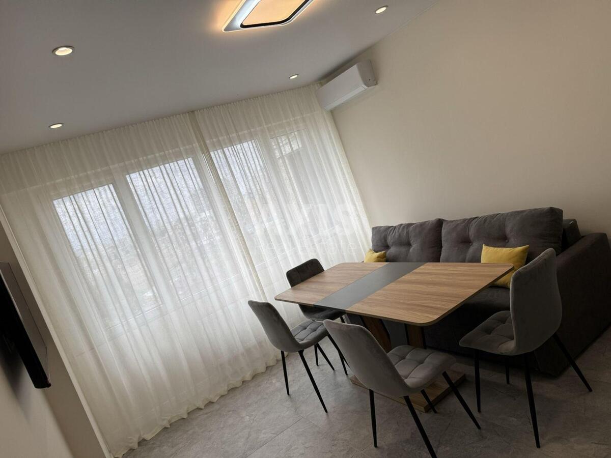 2k apartment vul. Zlatoustivs'ka 25
