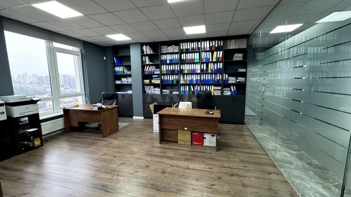 Office vul. Zhyljans'ka 68, 118m26326211