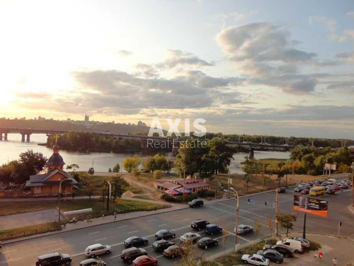 3к квартира наб. Дніпровська 39