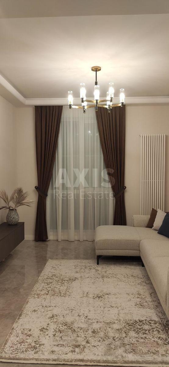 2k apartment vul. Myhajla Maksymovycha 26Г5
