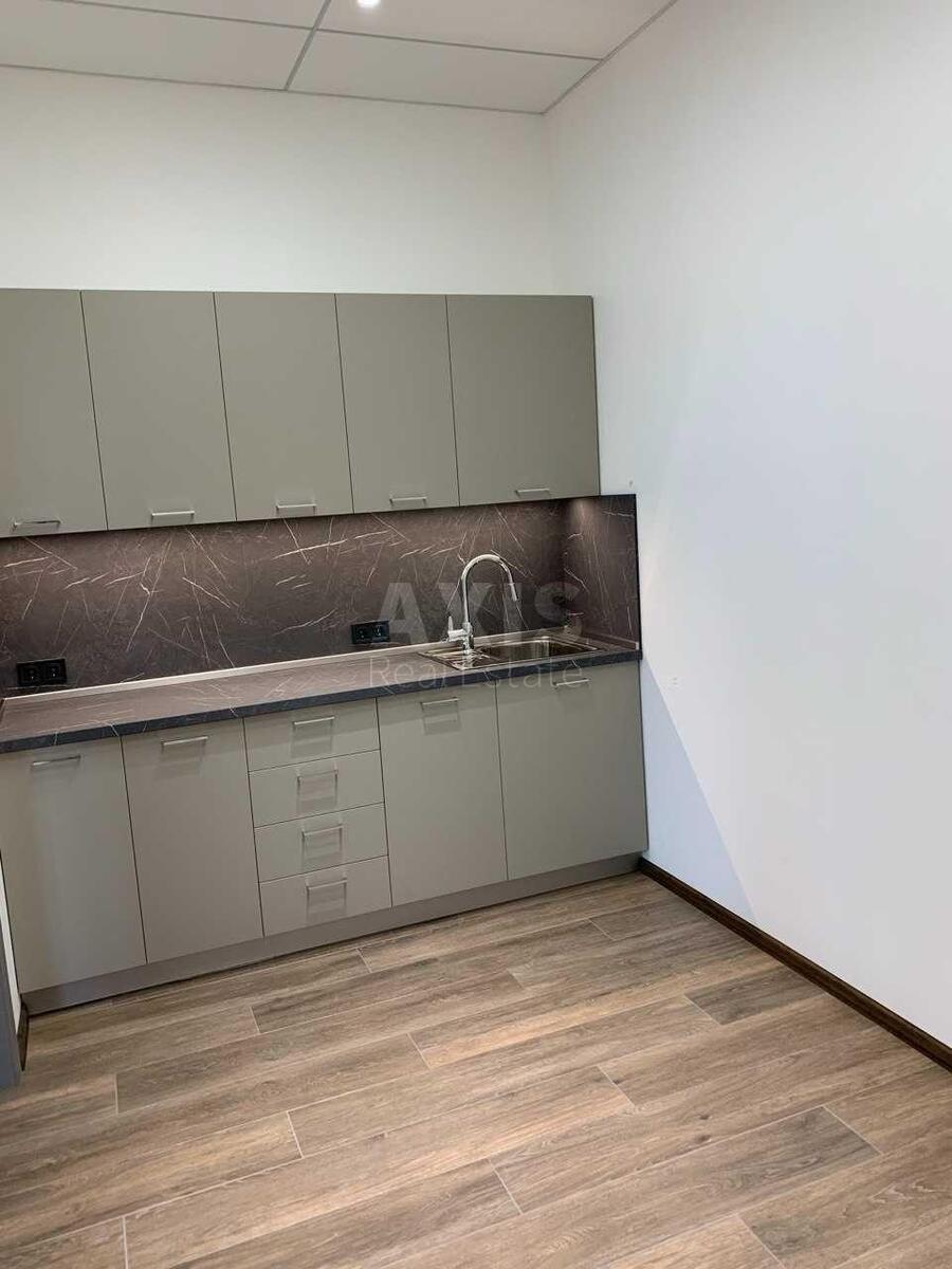 Office prov. Laboratornyj 7, 360m2596495