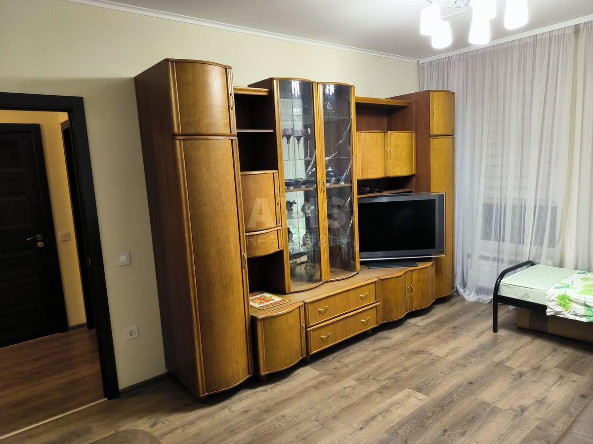 2к квартира пр-т Победы 679