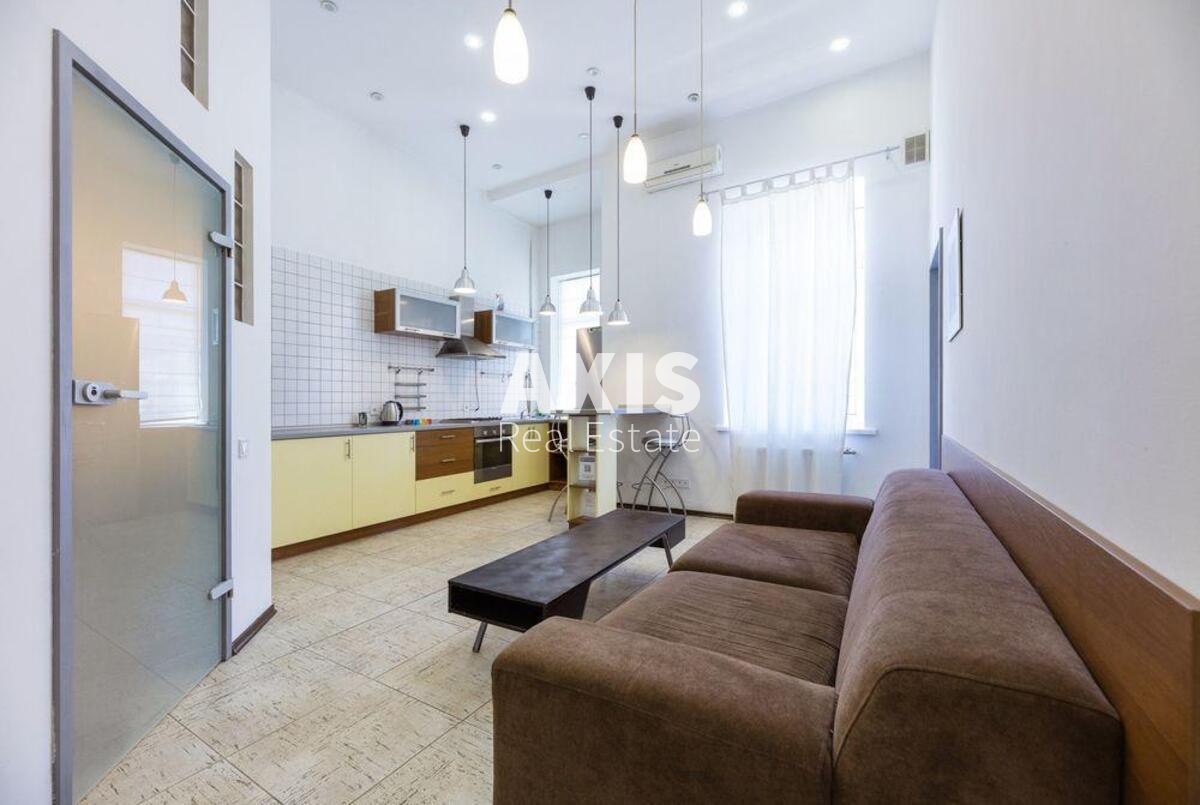 2k apartment vul. Saksagans'kogo 33/351