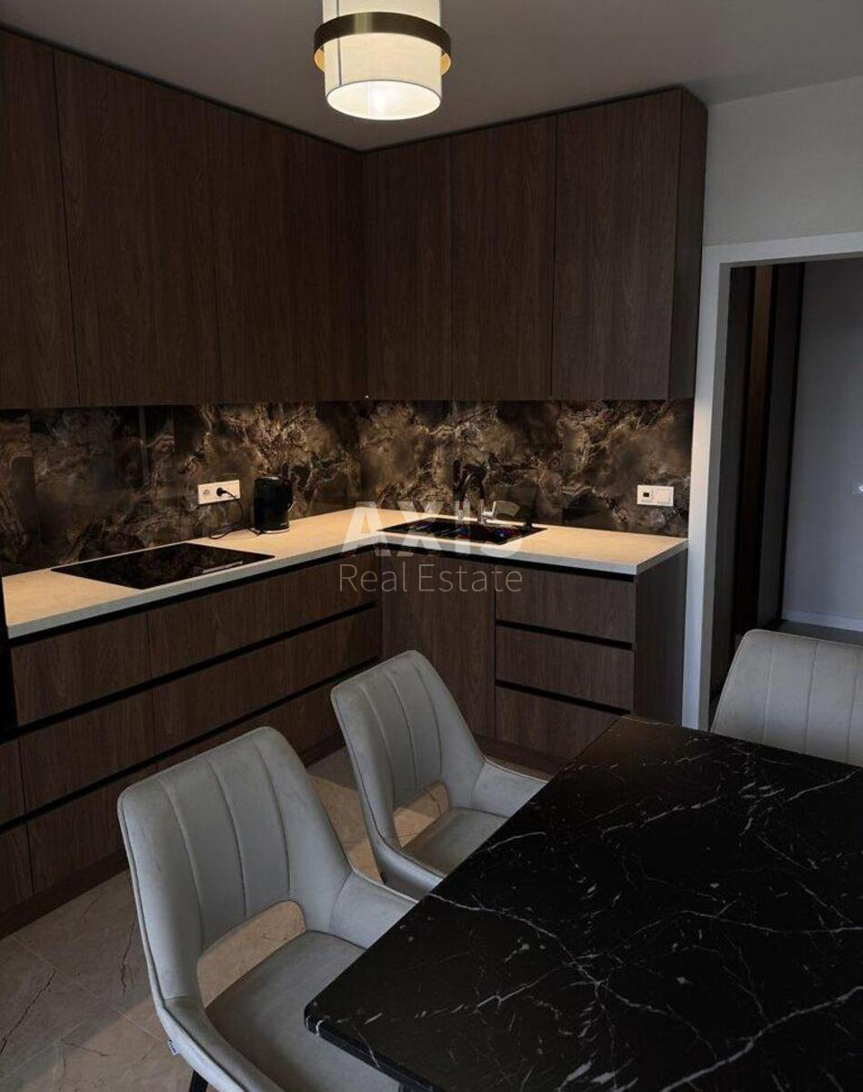 1k apartment vul. Kravchenka Mykoly 24