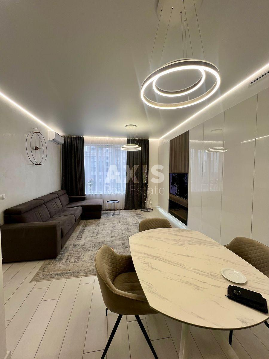 3k apartment vul. Barbjusa Anri 28А0