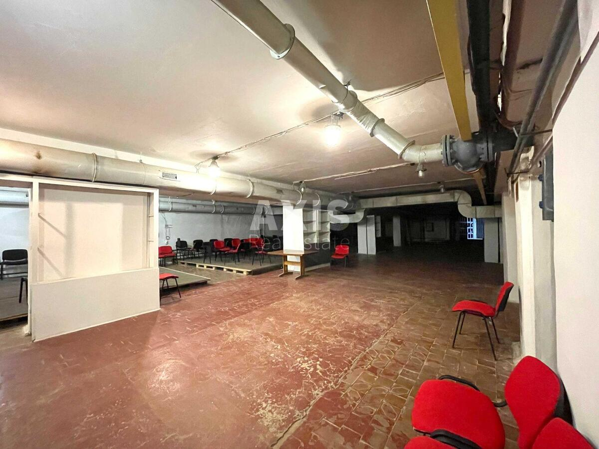 Office vul. Lavrs'ka 16, 208m25505710