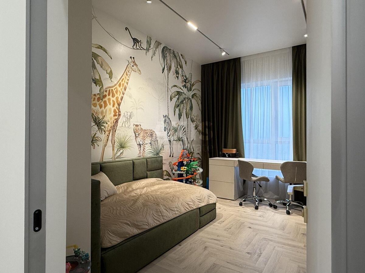 4k apartment vul. Antonovycha 1093