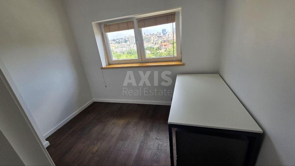 House vul. Lokomotyvna, 315m2, Kyiv city613588